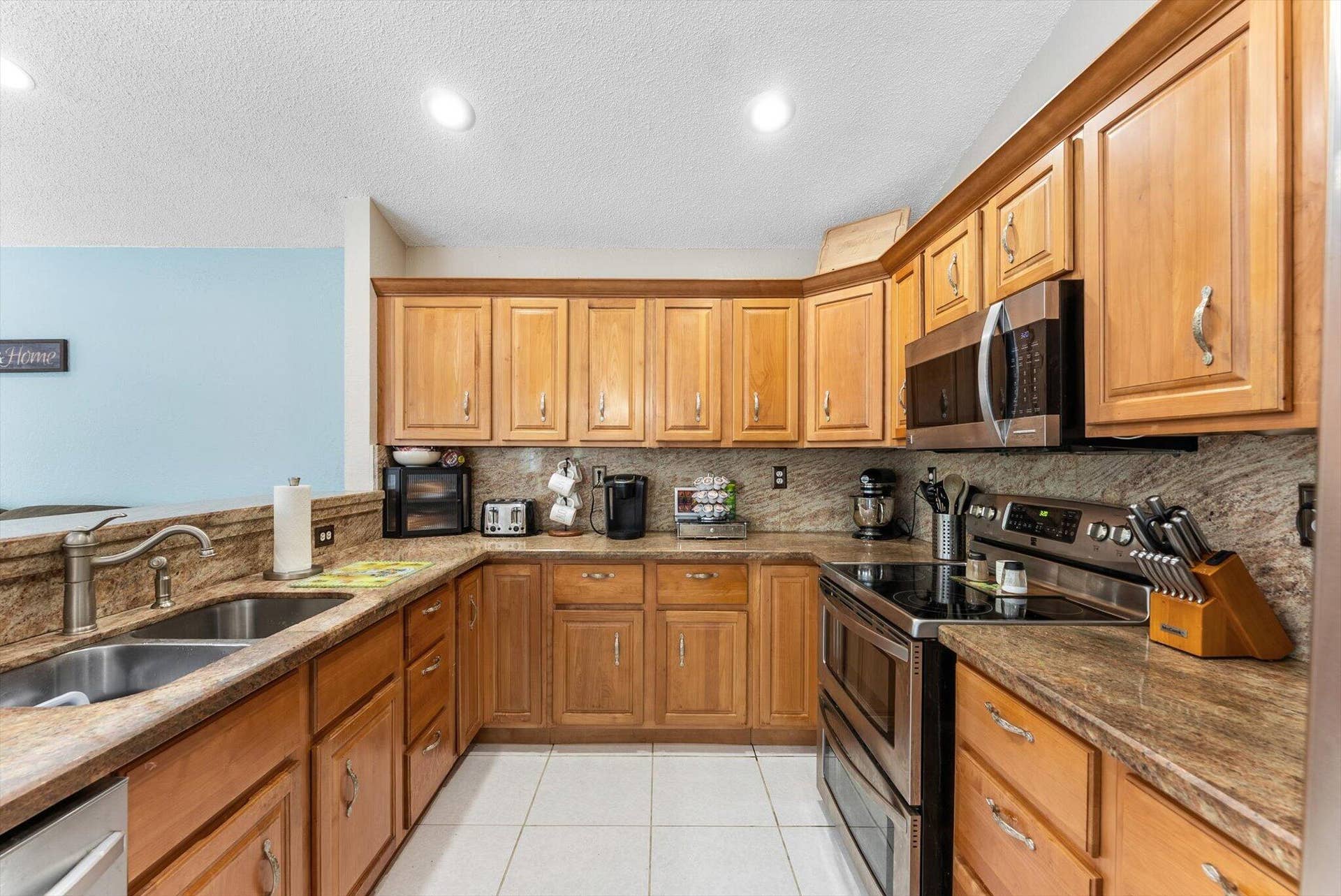10327 NW 50th Street, Coral Springs, FL 33076 17-17