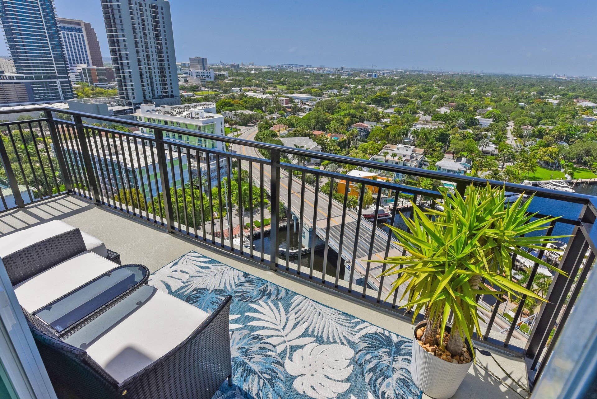 600 W Las Olas Boulevard, #1808s, Fort Lauderdale, FL 33312 Balcony south view