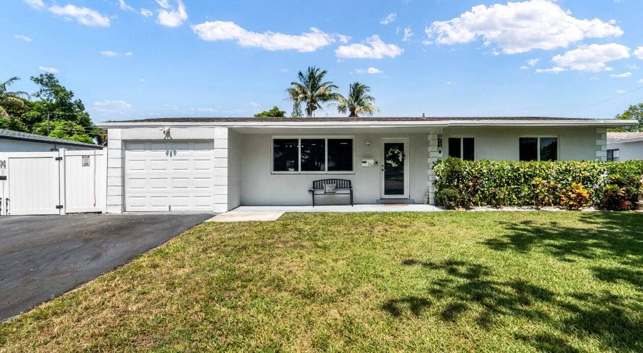 542 NW 47th Avenue, Plantation, FL 33317 IMG_6305