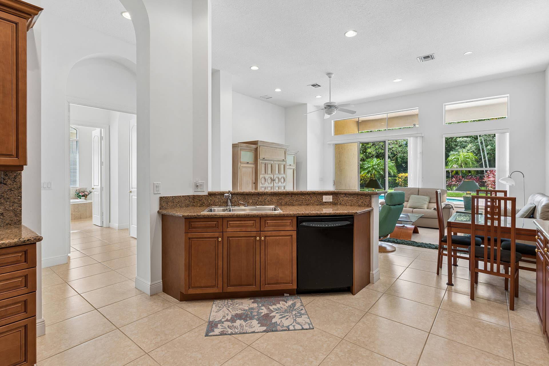 014-8102ValhallaDrive-DelrayBeach-FL-334