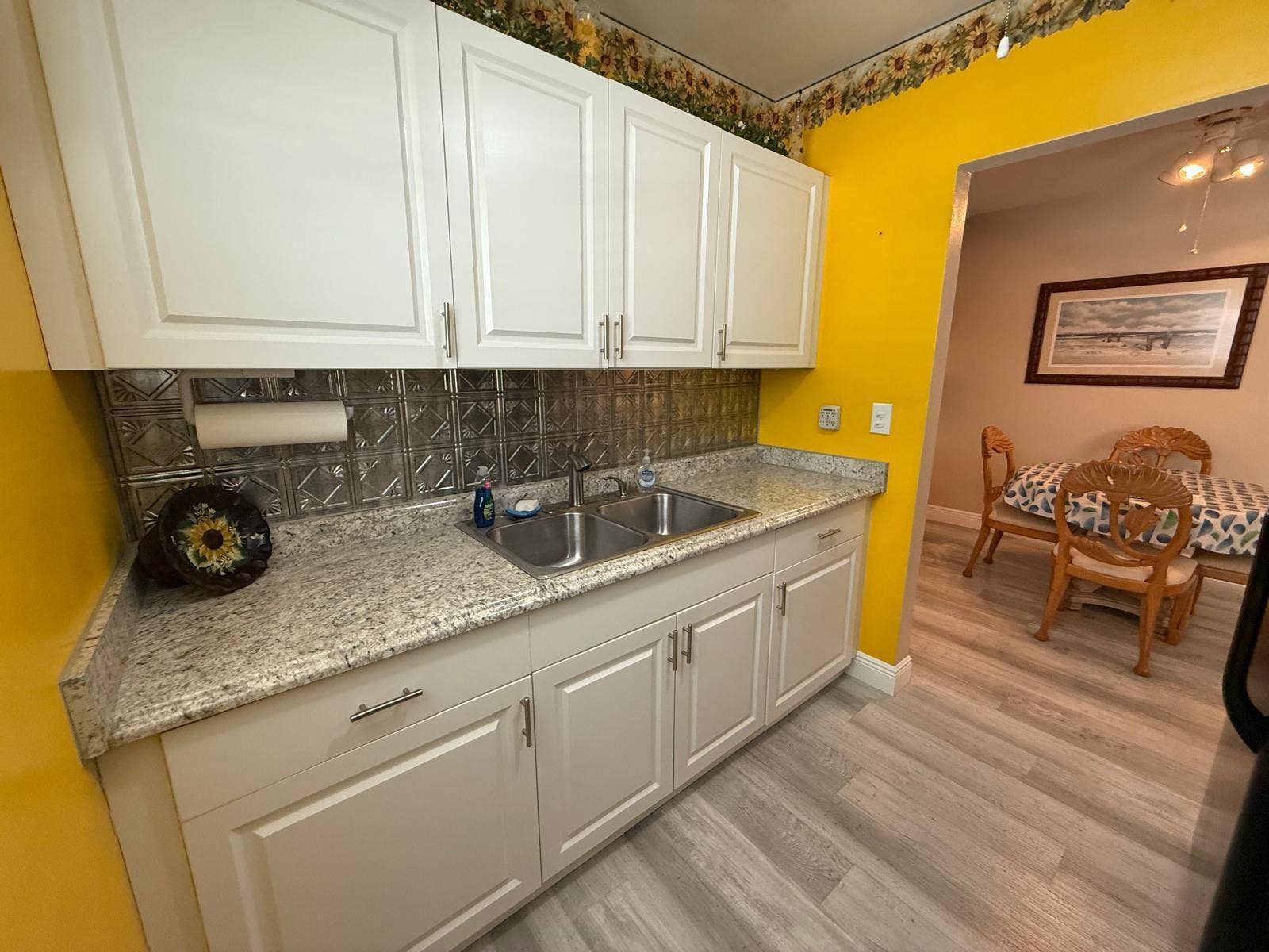700 Antioch Avenue, #9, Fort Lauderdale, Fort Lauderdale, FL 33304 Kitchen