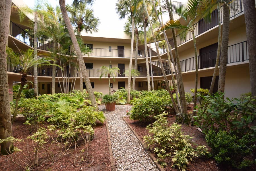 Property photo for 5220 Las Verdes Circle, #220, Delray Beach, FL