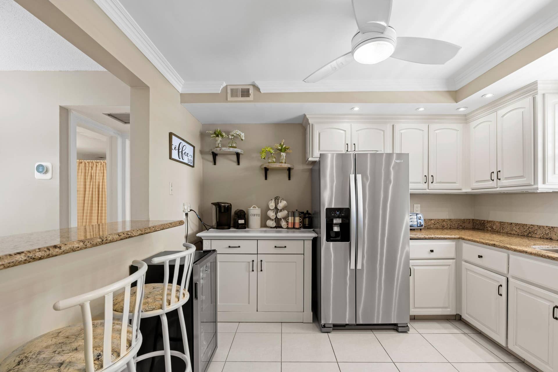 1050 Hillsboro Mile, #403w, Hillsboro Beach, FL 33062 Kitchen