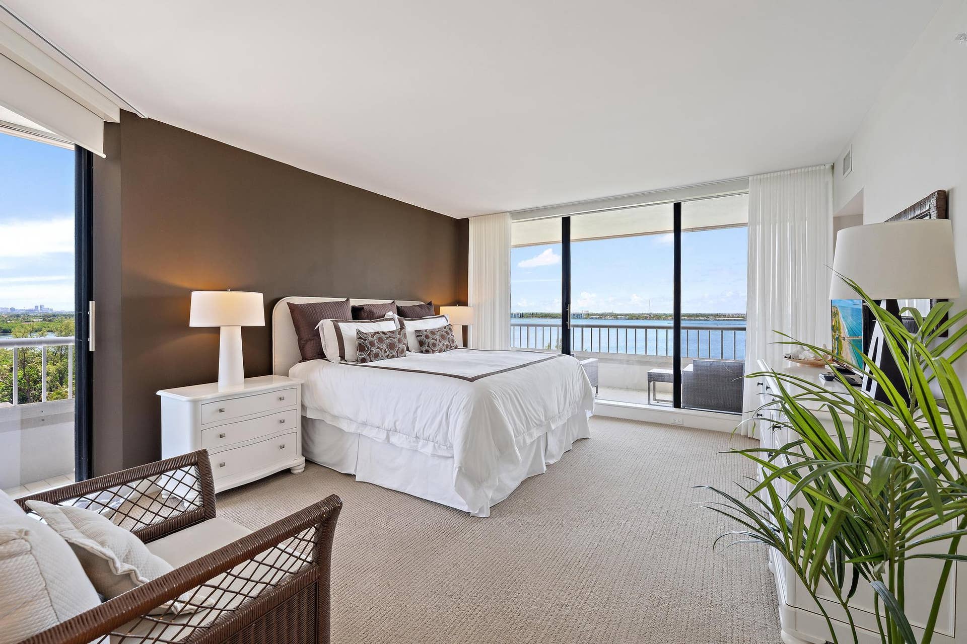 5250 N Ocean Dr unit 10s-4