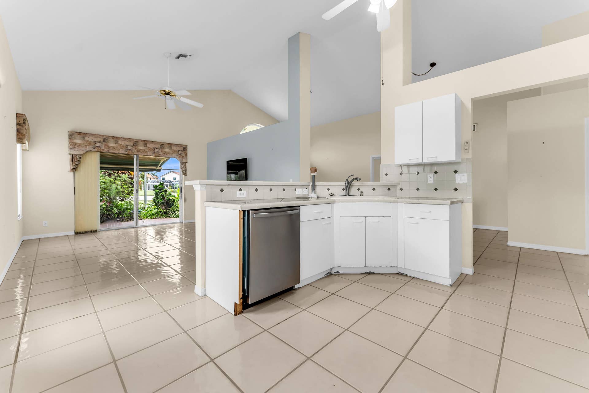 12910 Clifton, Boca Raton, FL 33428 Kitchen