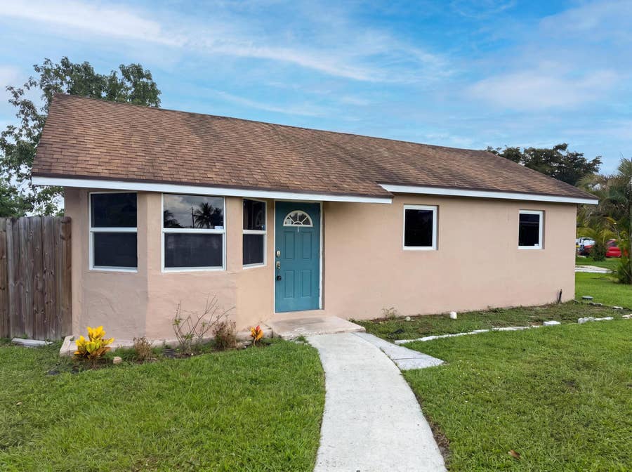 Property photo for 752 Orchid Drive, Royal Palm Beach, FL