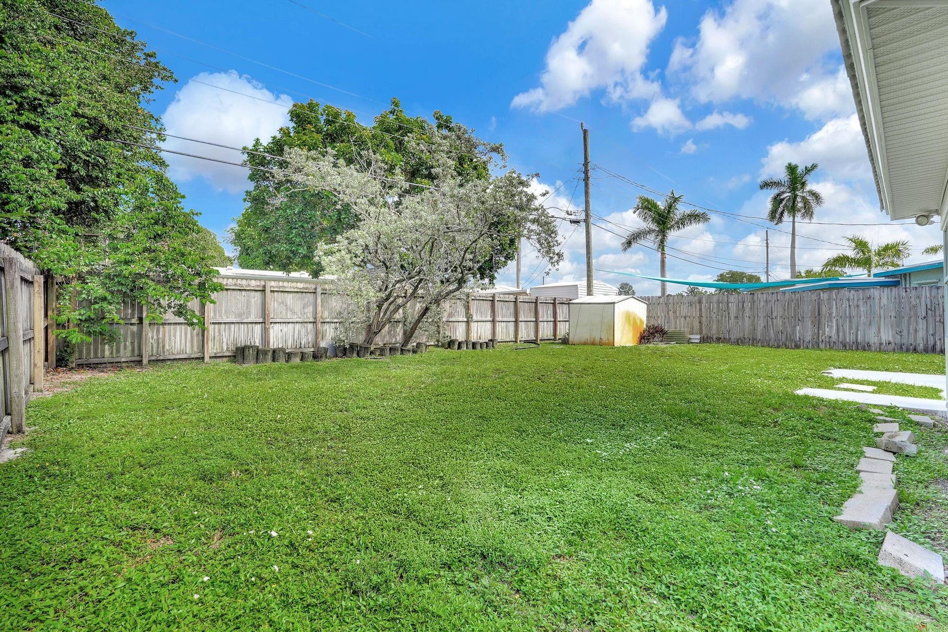 261 NE 45th Street, Oakland Park, FL 33334 Photo 10