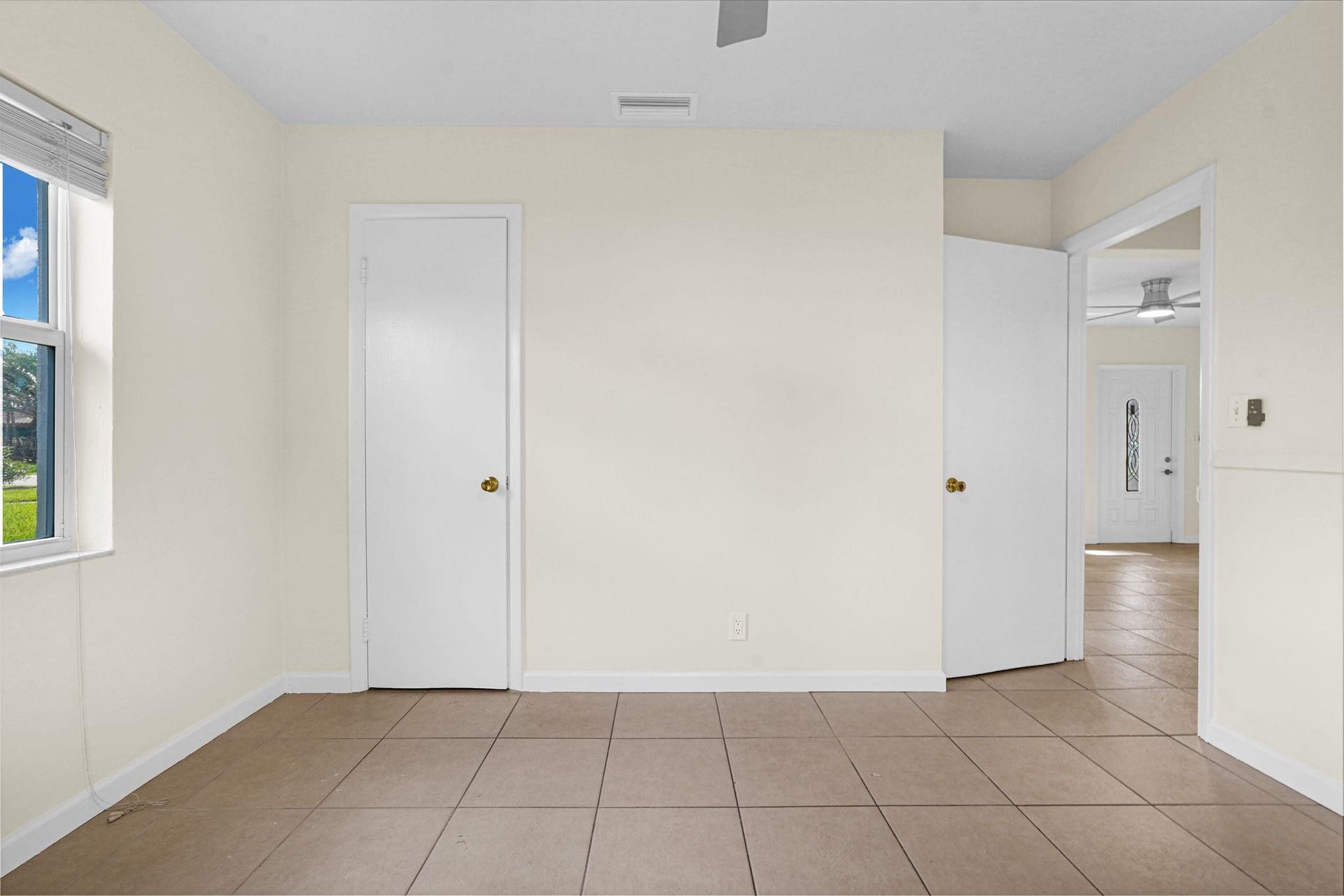 261 NE 45th Street, Oakland Park, FL 33334 Photo 53