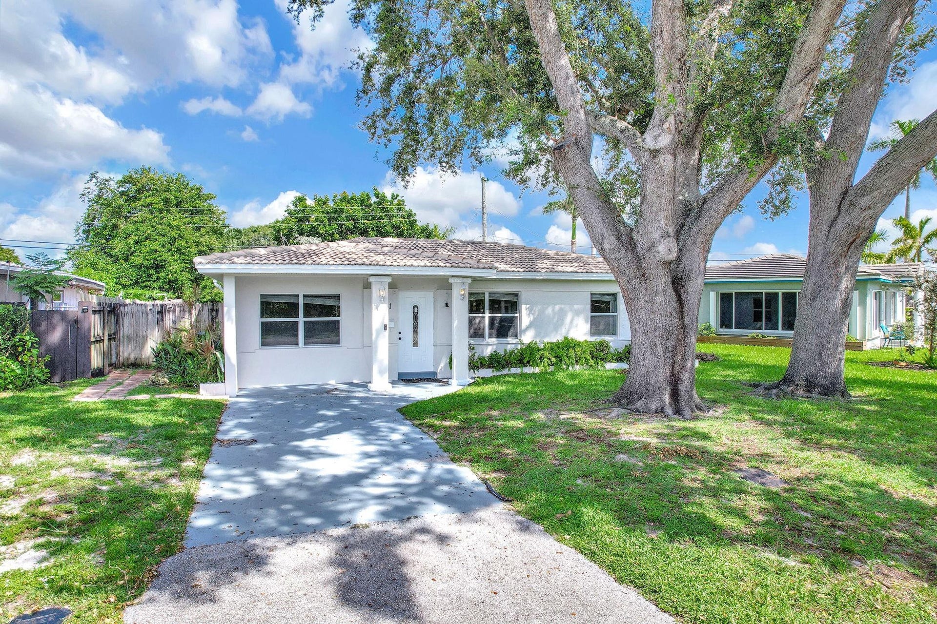 261 NE 45th Street, Oakland Park, FL 33334 Photo 19