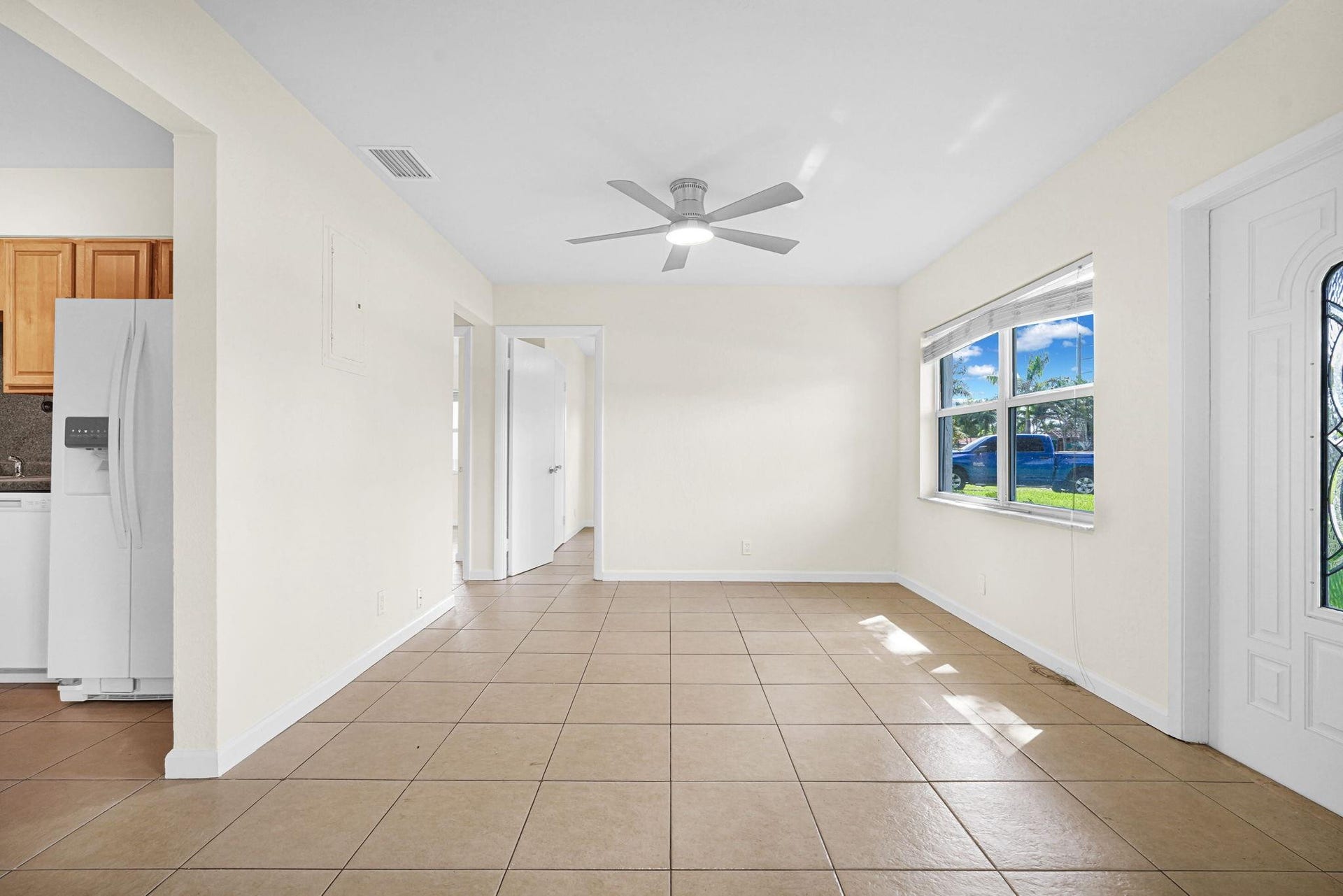 261 NE 45th Street, Oakland Park, FL 33334 Photo 65