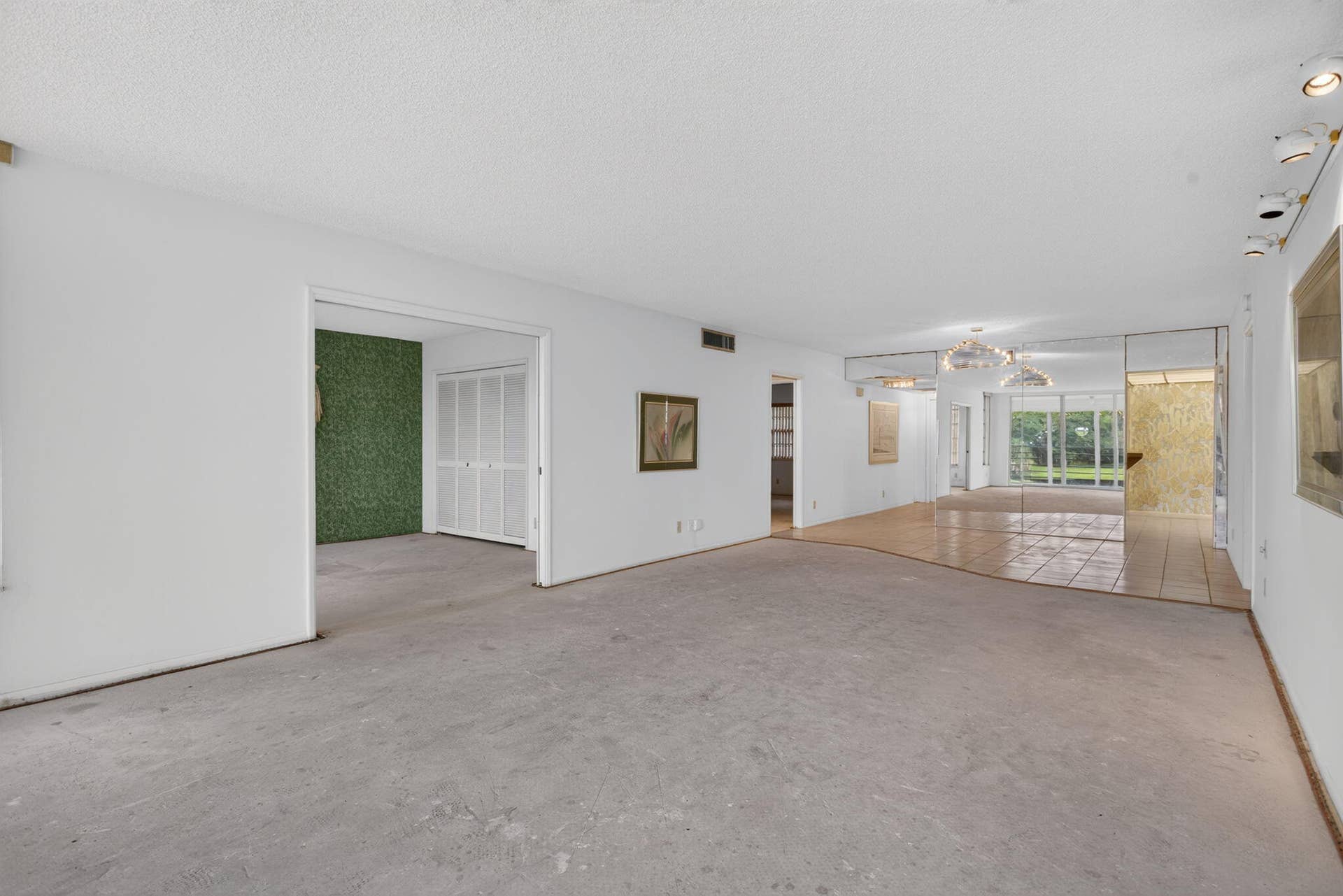 806 Cypress Boulevard, #209, Pompano Beach, FL 33069 17-web-or-mls-806-1566