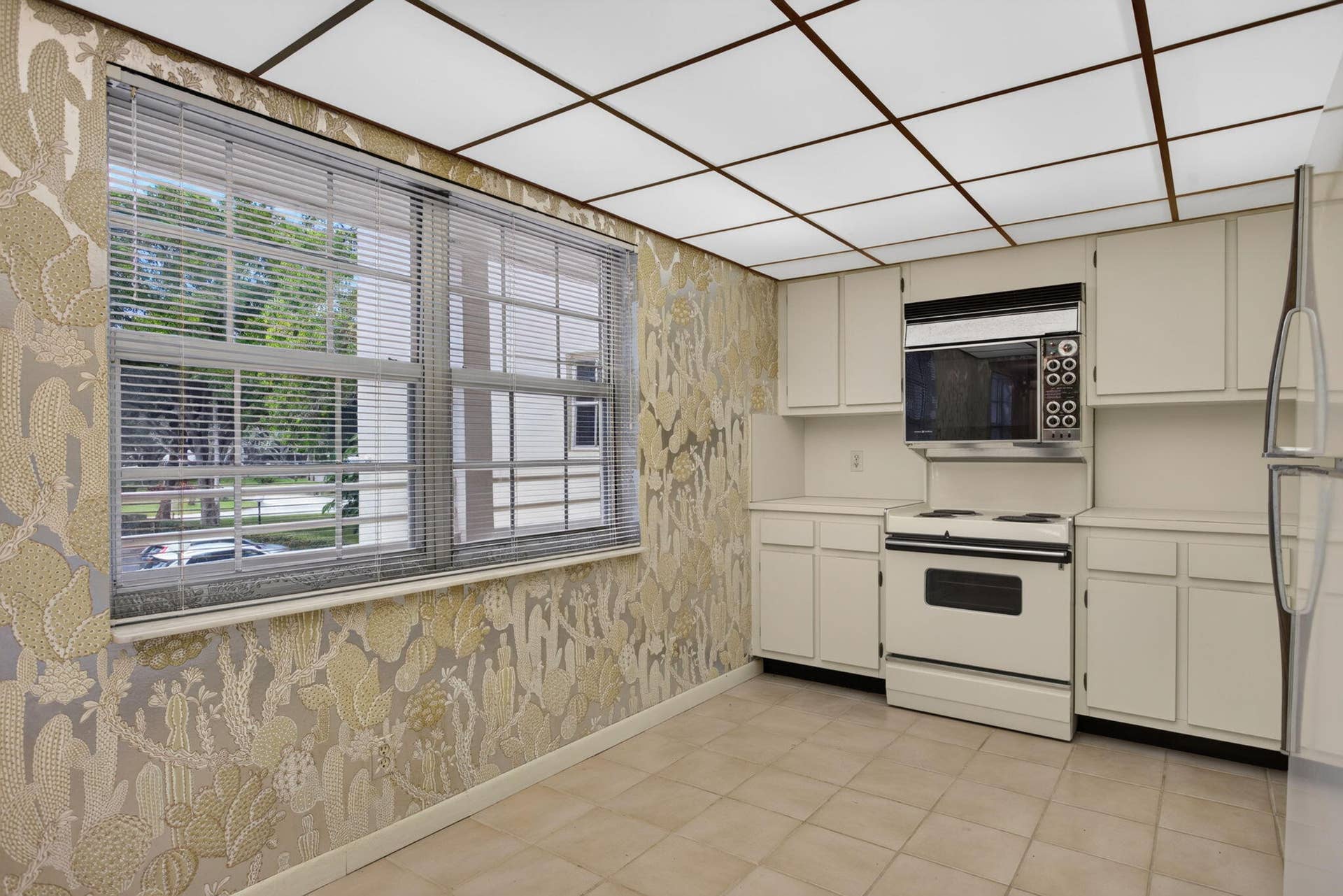 806 Cypress Boulevard, #209, Pompano Beach, FL 33069 8-web-or-mls-806-1516