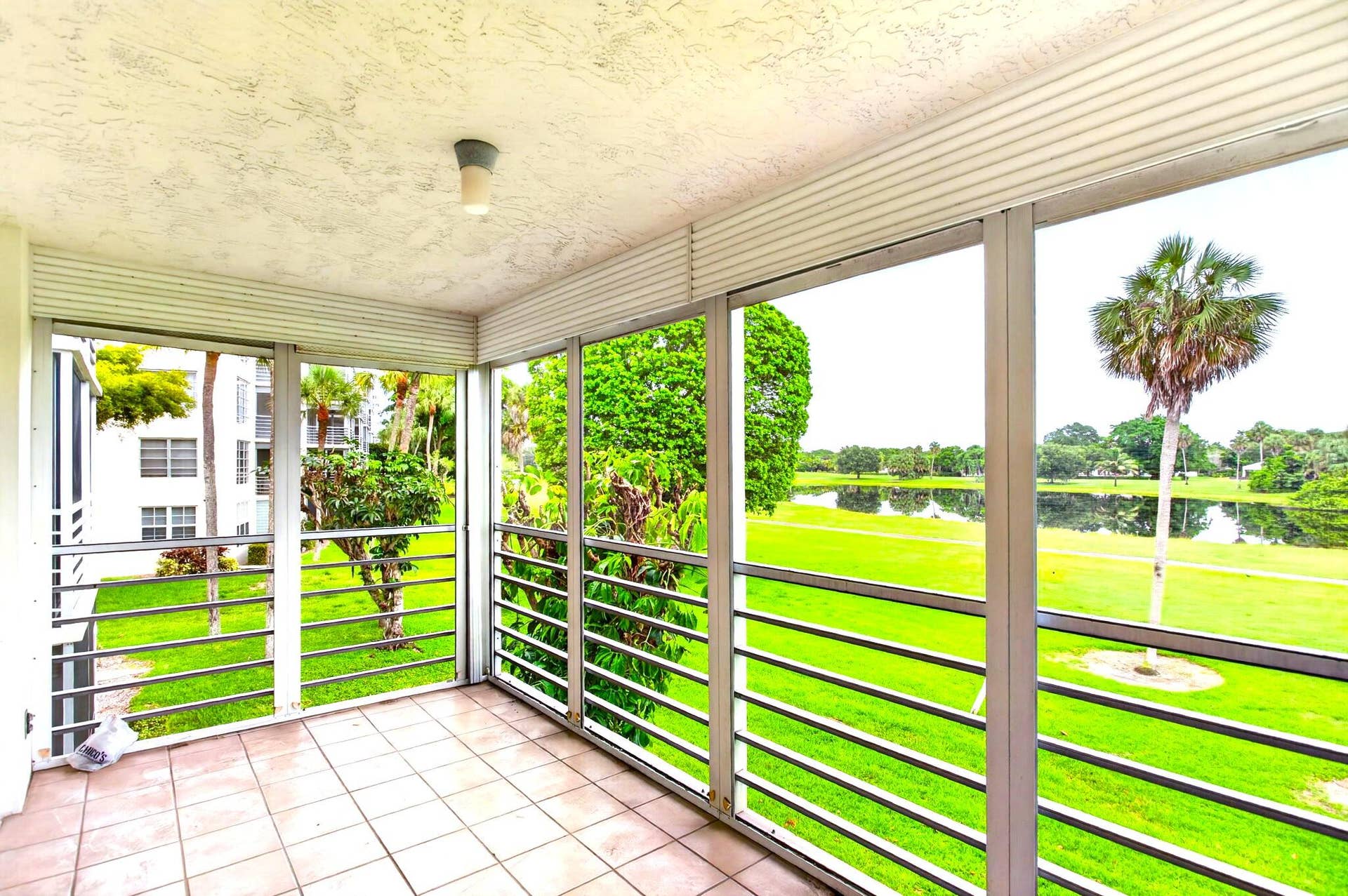 806 Cypress Boulevard, #209, Pompano Beach, FL 33069 large-019f05e6-c3f9-7003-960f-63eb181ede