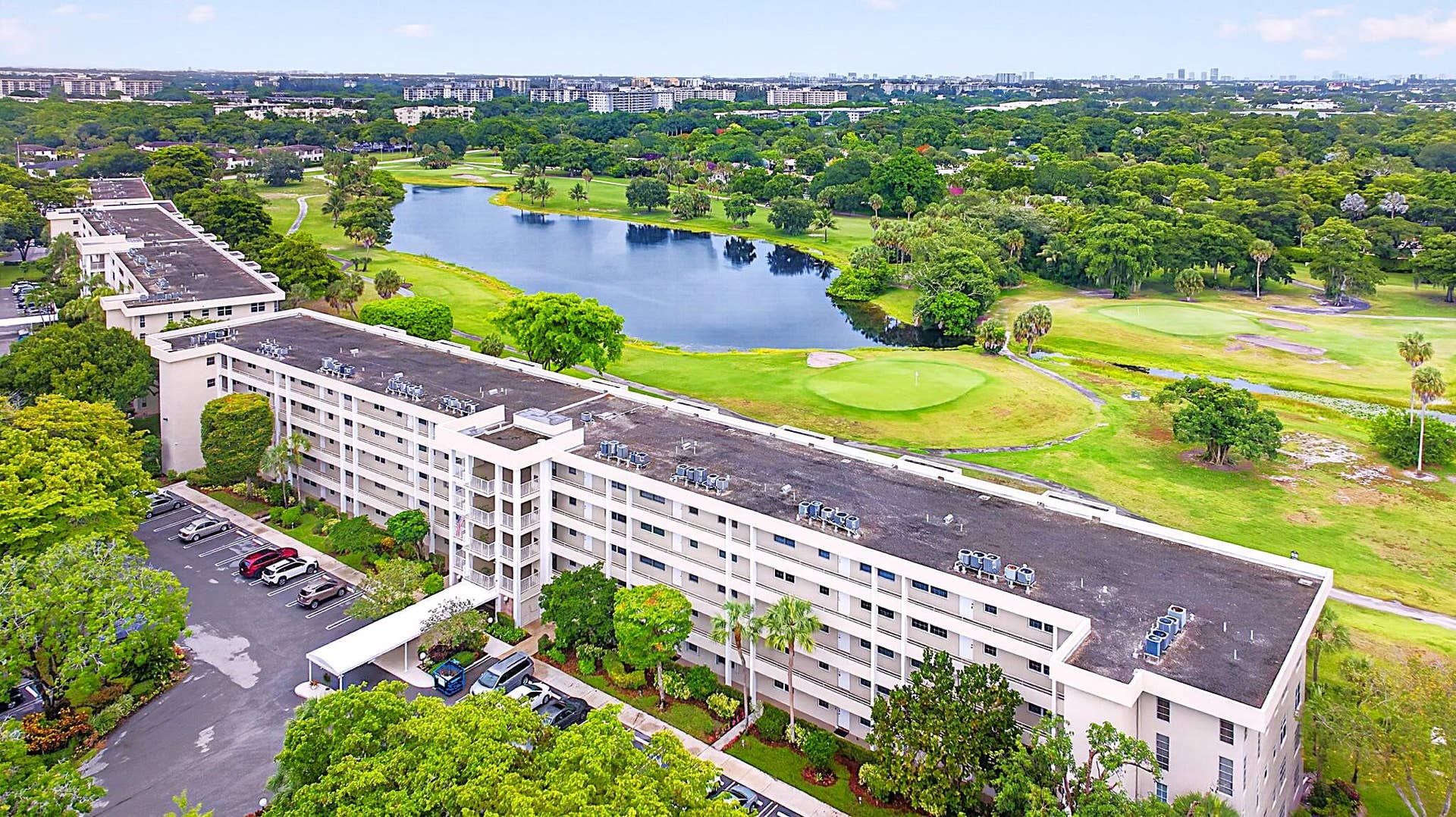 806 Cypress Boulevard, #209, Pompano Beach, FL 33069 large-019f05e6-b5bf-7197-ab05-8fa6584a71