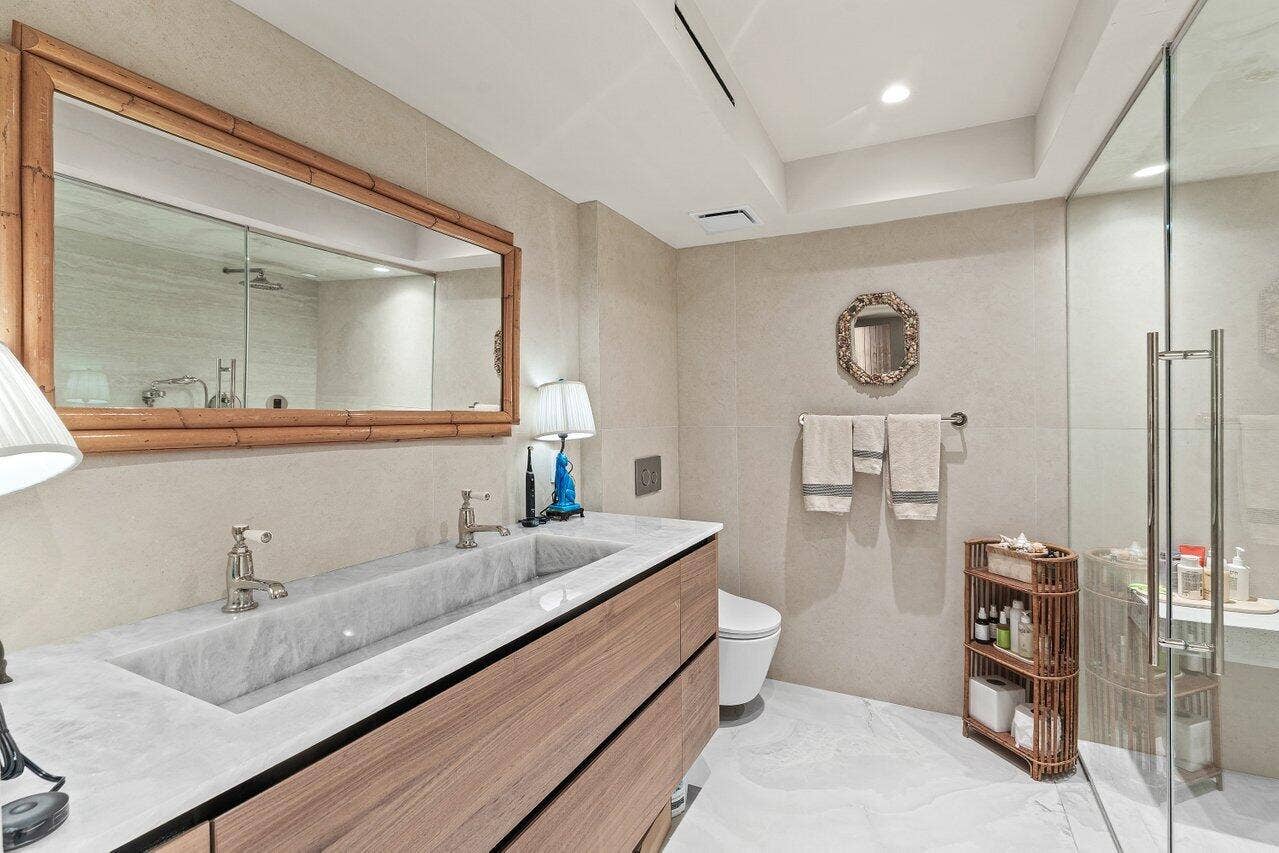 018-100SunriseAvenue-418-PalmBeach-FL-33