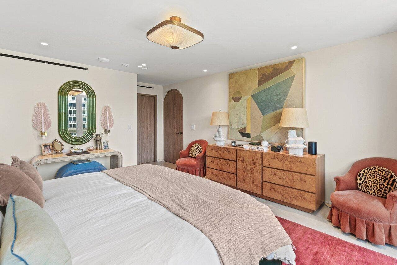 015-100SunriseAvenue-418-PalmBeach-FL-33