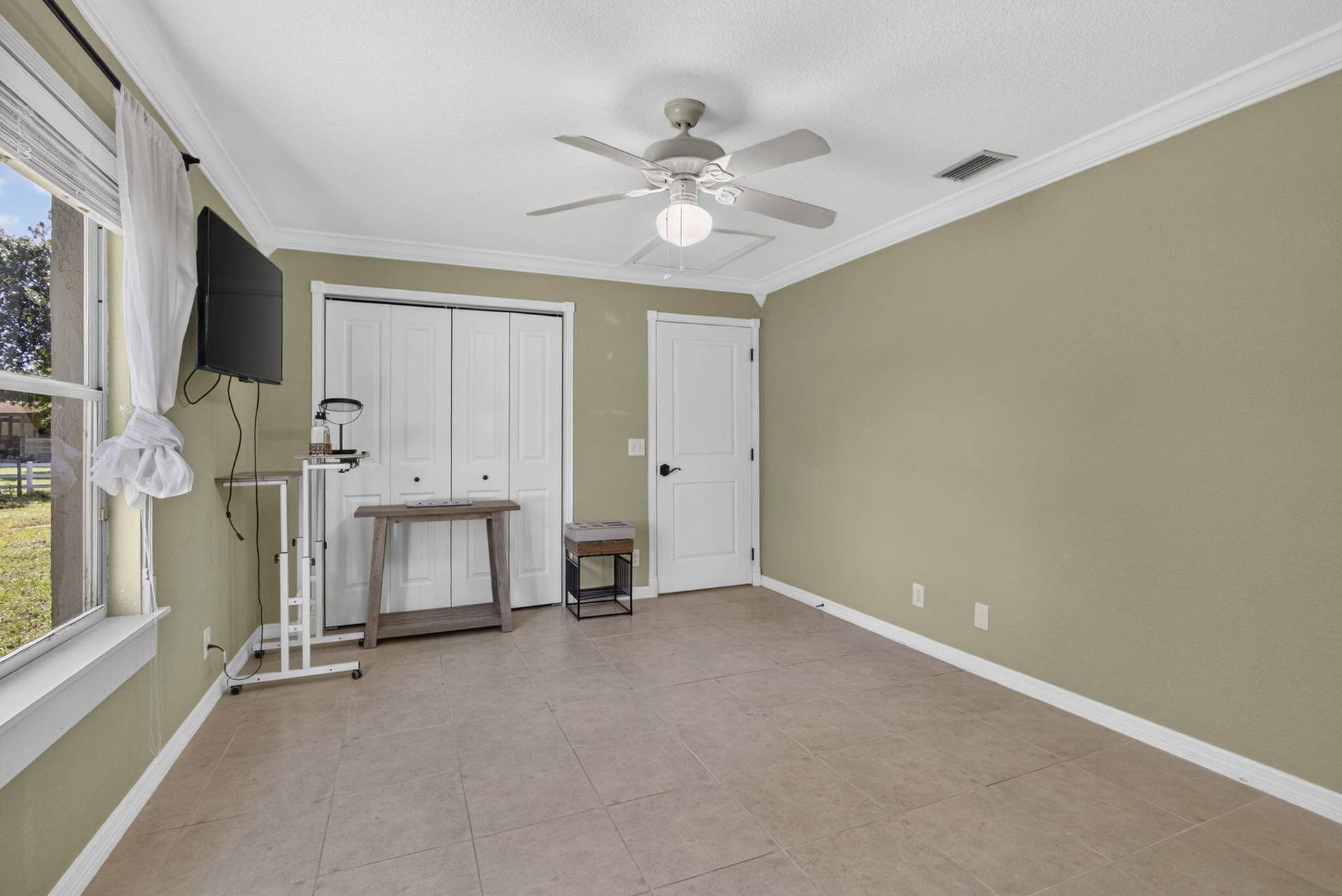 11-web-or-mls-BS1A5838