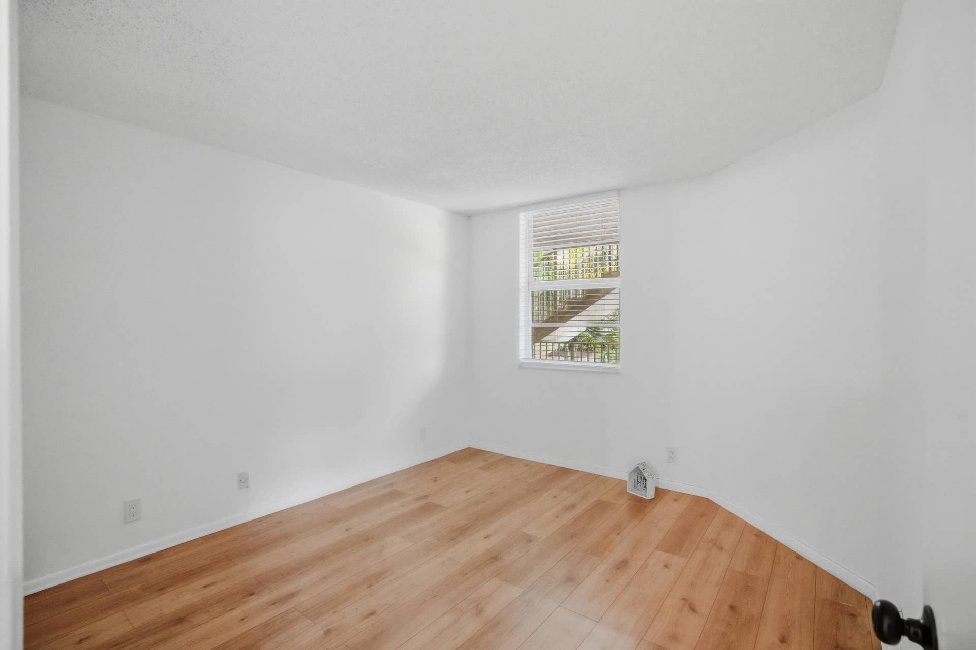 8296 NW 24th Street, Coral Springs, FL 33065 8296 rafi