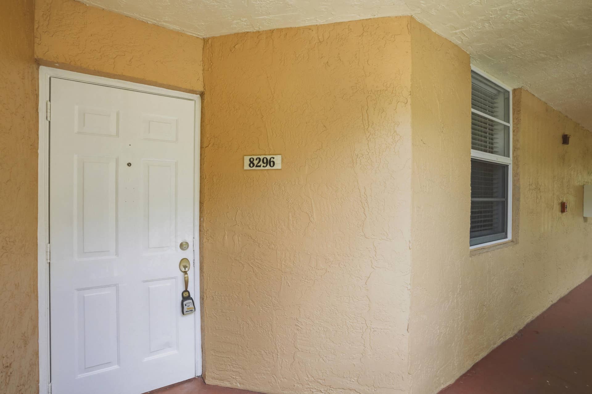 8296 NW 24th Street, Coral Springs, FL 33065 DSC03960