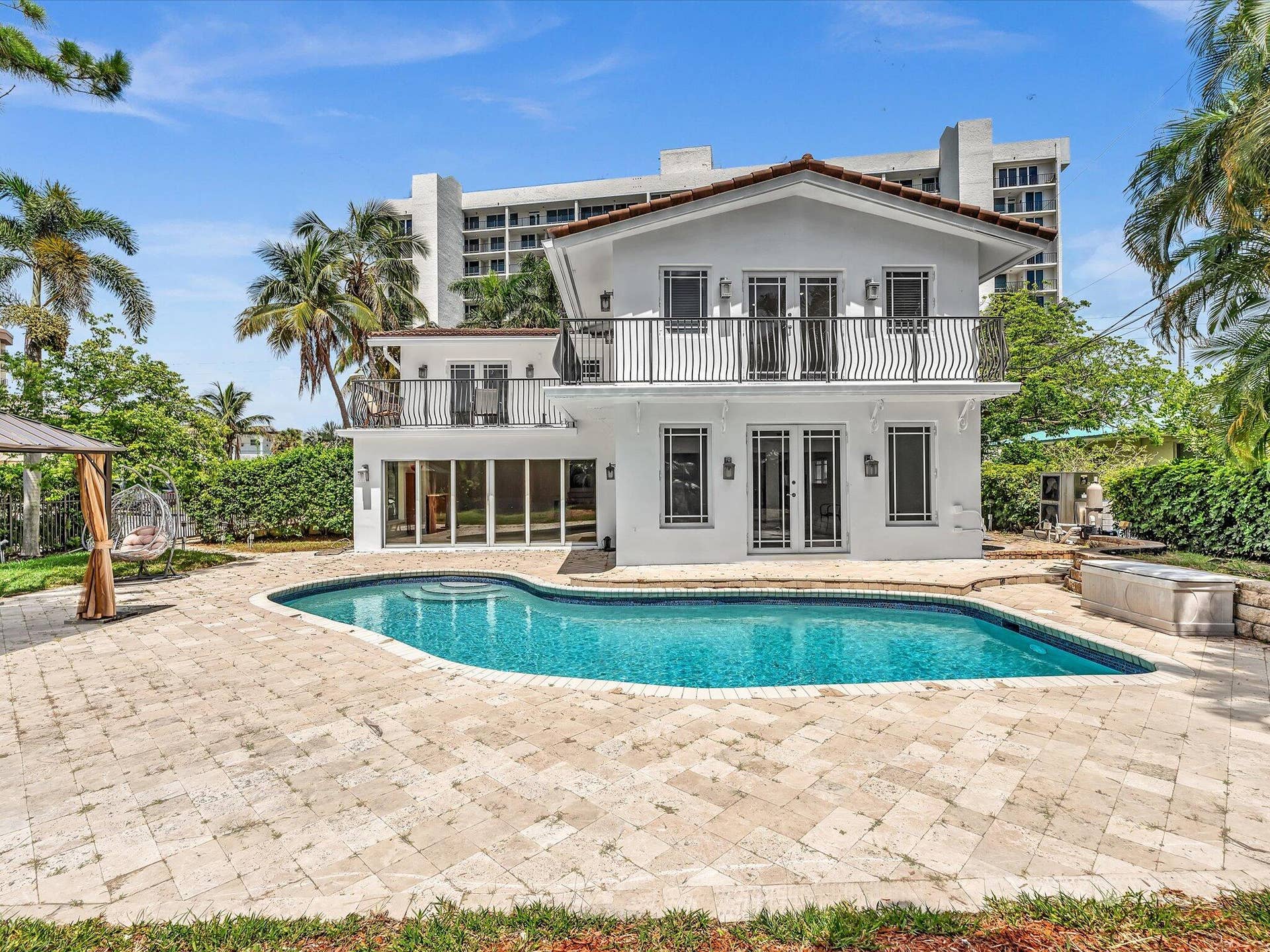 518 N Riverside Drive, Pompano Beach, FL 33062 Pool
