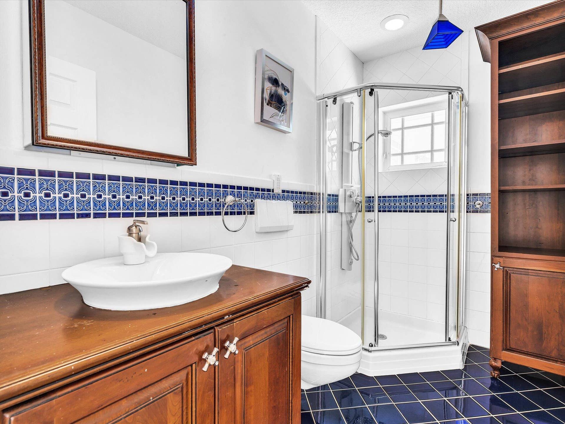 518 N Riverside Drive, Pompano Beach, FL 33062 Bath