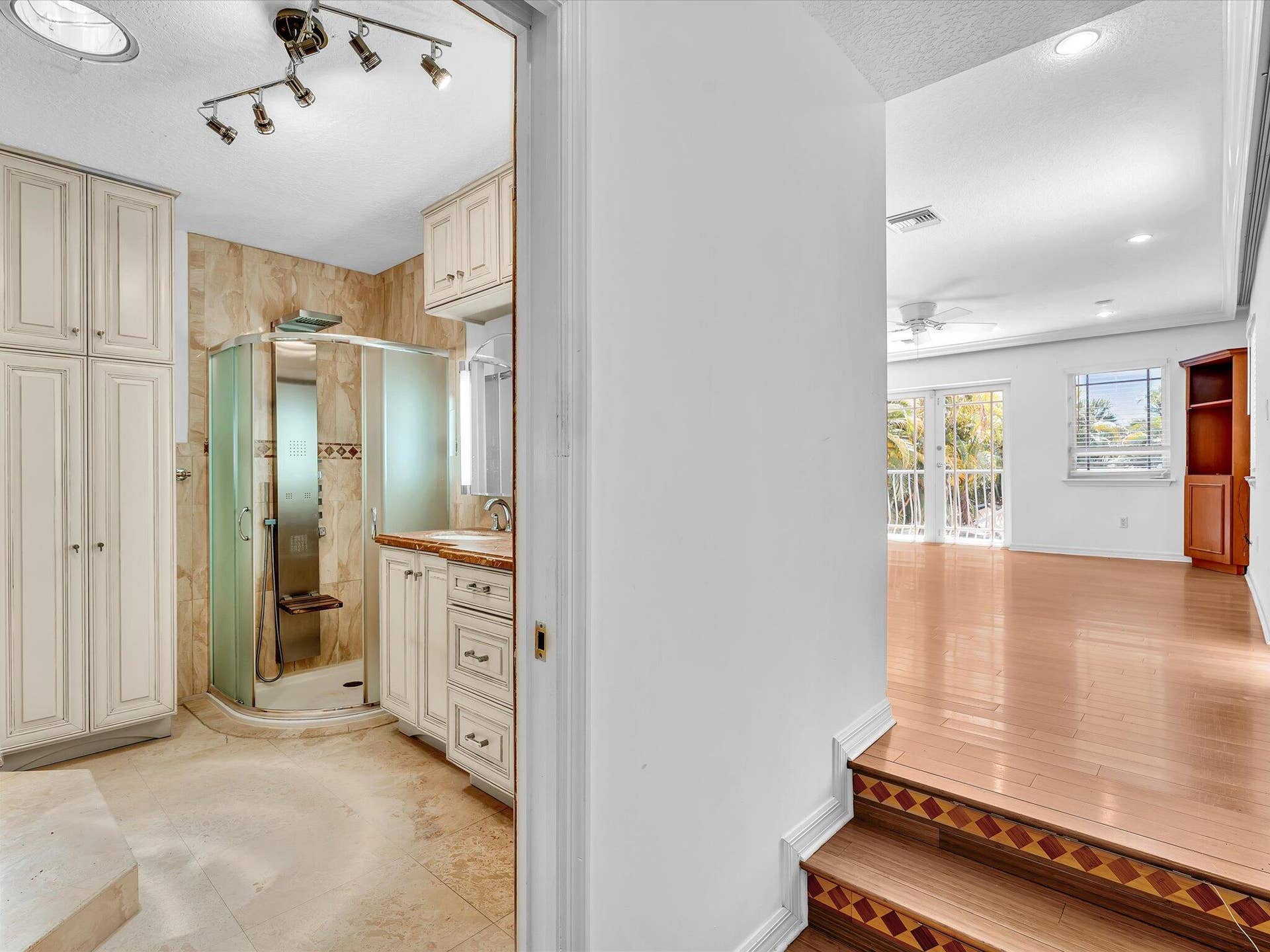 518 N Riverside Drive, Pompano Beach, FL 33062 Master