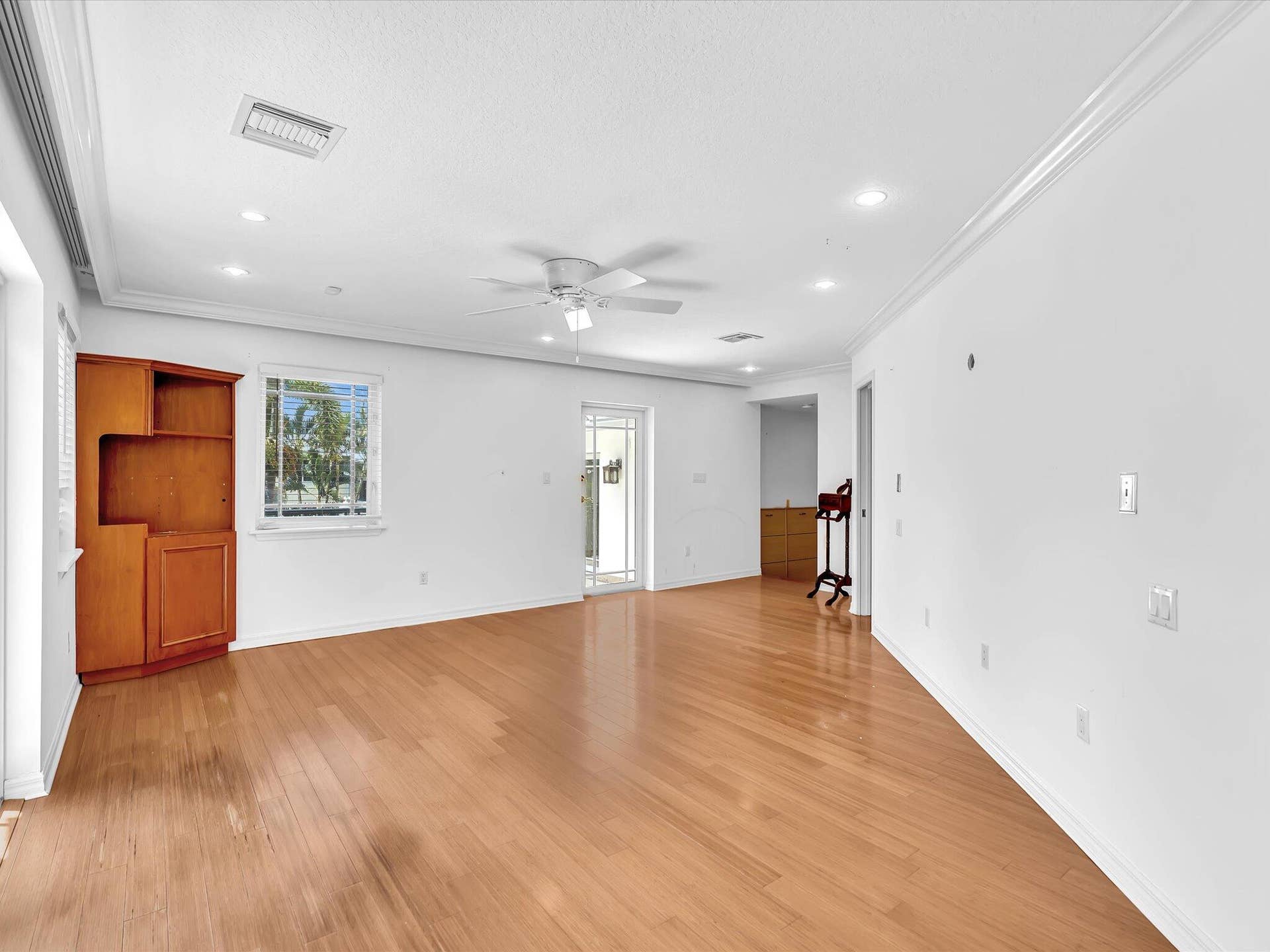 518 N Riverside Drive, Pompano Beach, FL 33062 Master