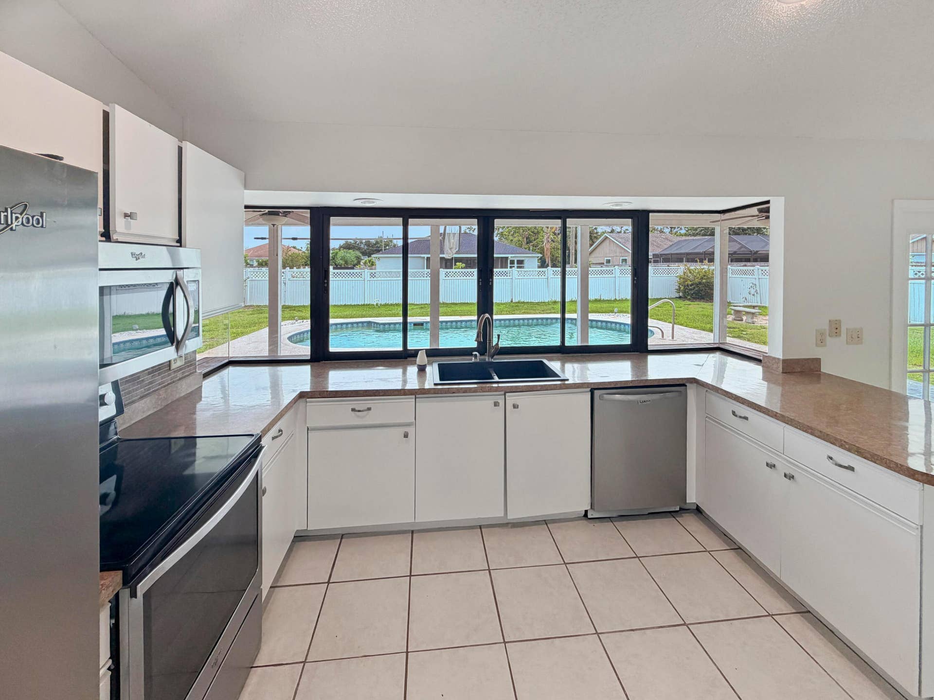 2305 SW Fern Circle, Port St Lucie, FL 34953 photo_23