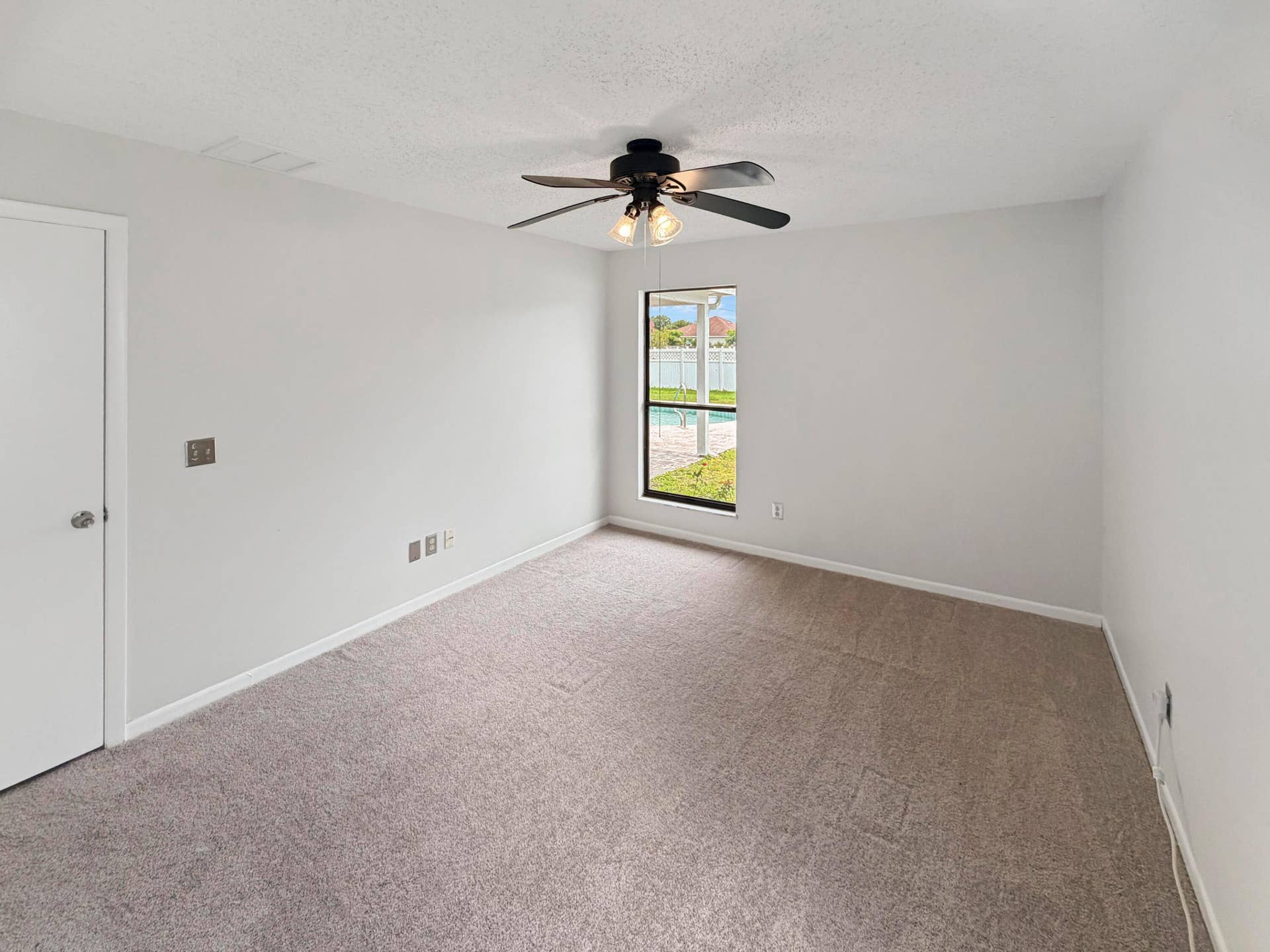2305 SW Fern Circle, Port St Lucie, FL 34953 photo_04