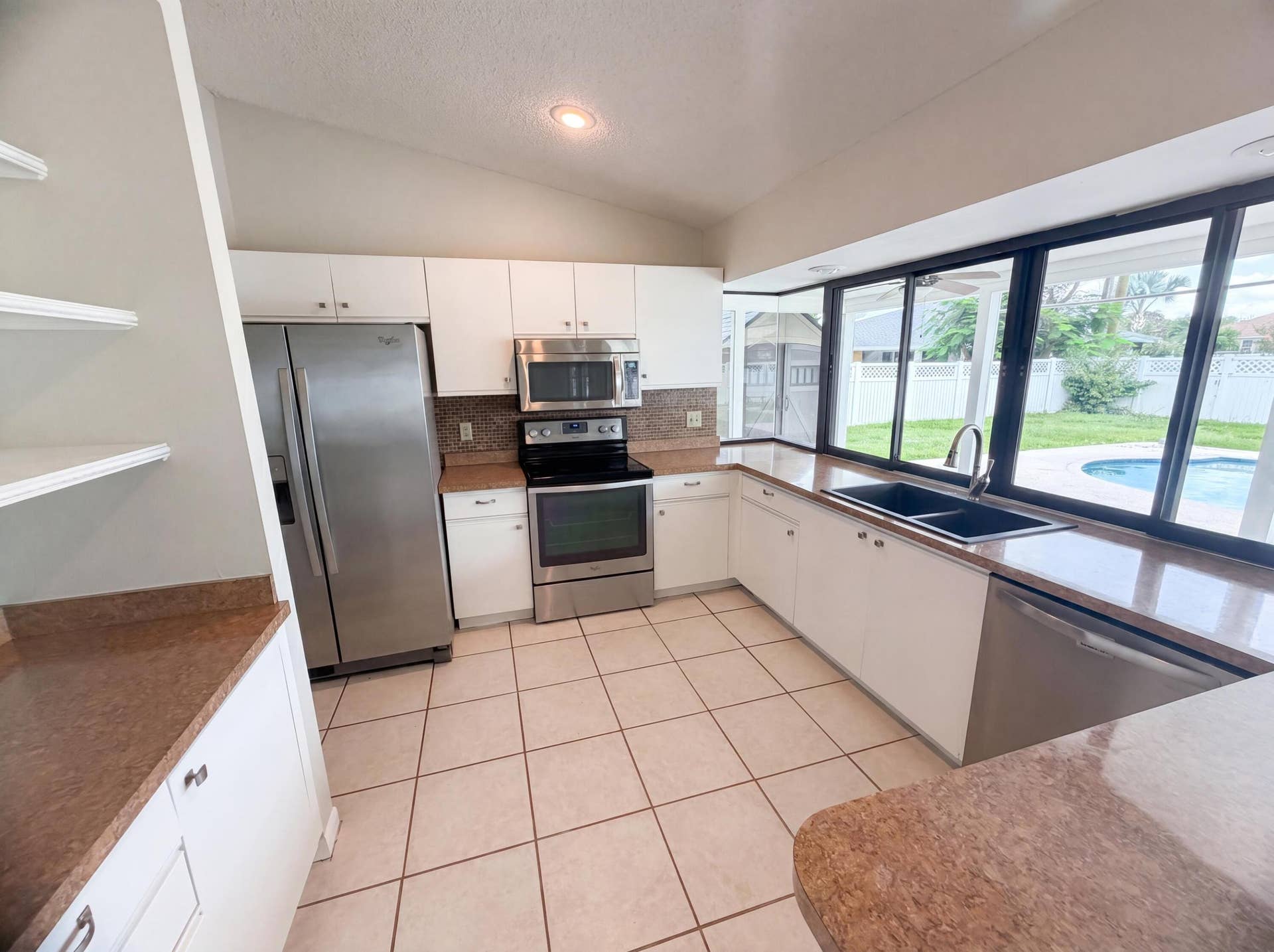 2305 SW Fern Circle, Port St Lucie, FL 34953 photo_26