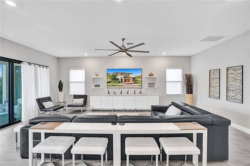 11720 Waterway Circle, Parkland, Parkland, FL 33076 331b5e9b92ca6ef9be206e00471583fb-uncropp