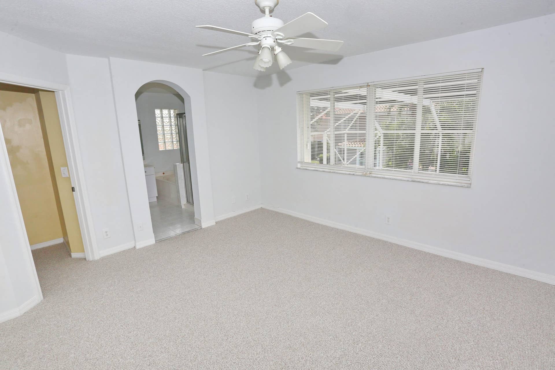 5157 NW 122nd Avenue, Coral Springs, FL 33076 PRIMARY