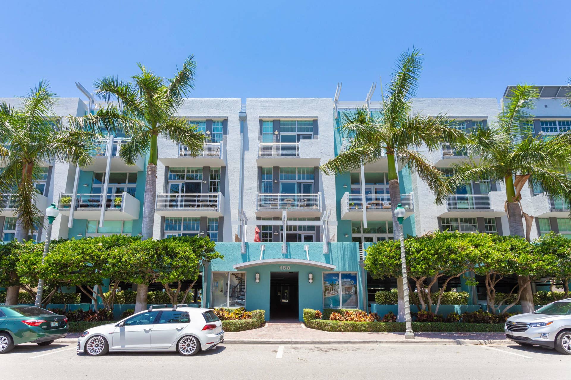 180 NE 4th Avenue, #307, Delray Beach, FL 33483 IMG_2580