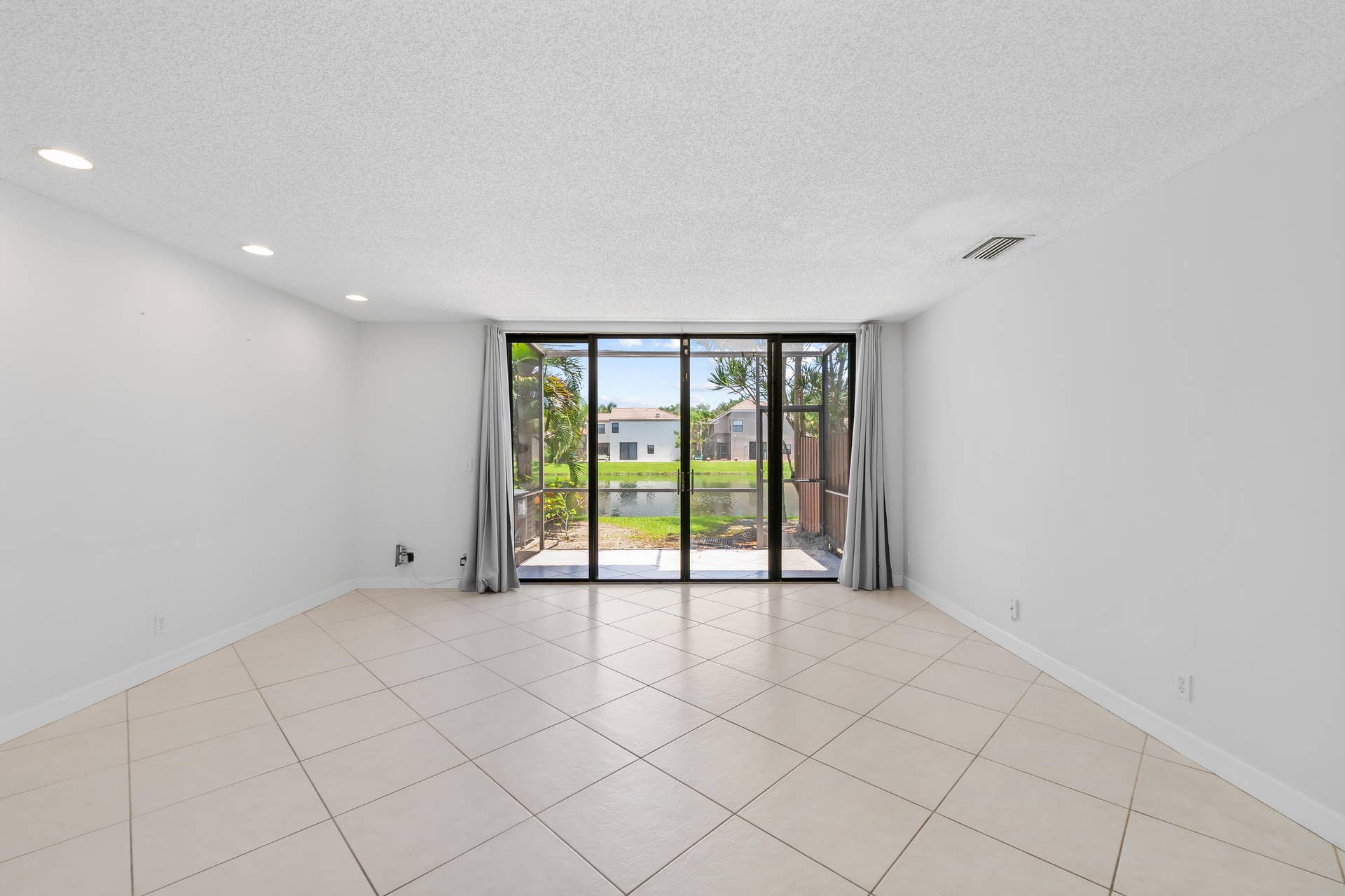 10691 NW 14th Street, #257, Plantation, Plantation, FL 33322 DSC_1050