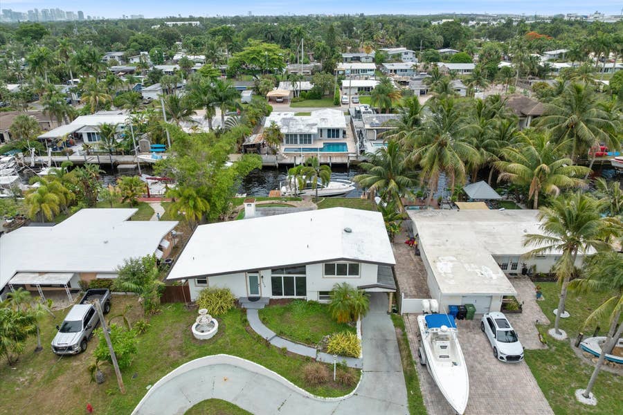 Property photo for 2518 Key Largo Lane, Fort Lauderdale, FL