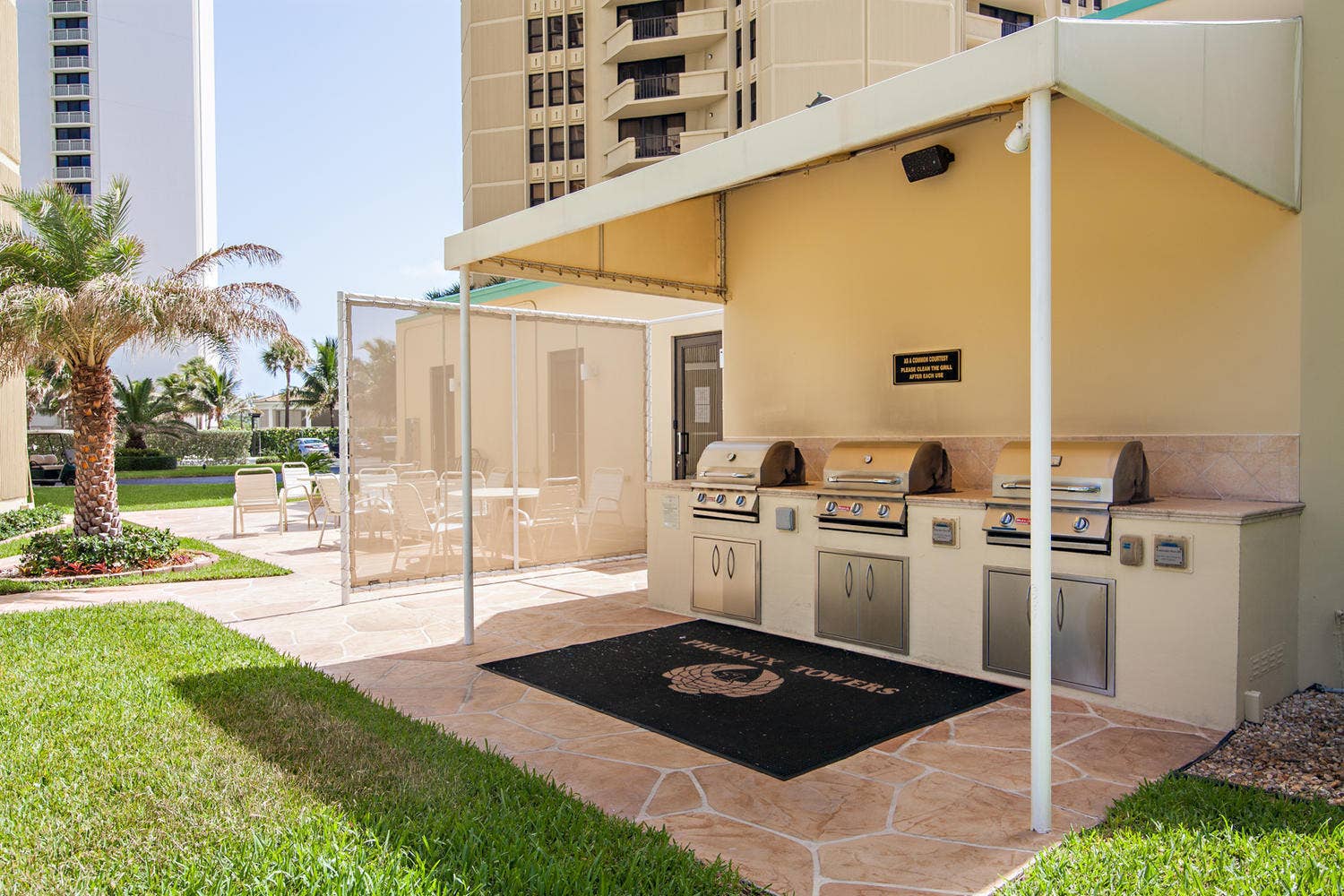 2800 N Ocean Drive, #A12b, Singer Island, FL 33404 BBQ area 2
