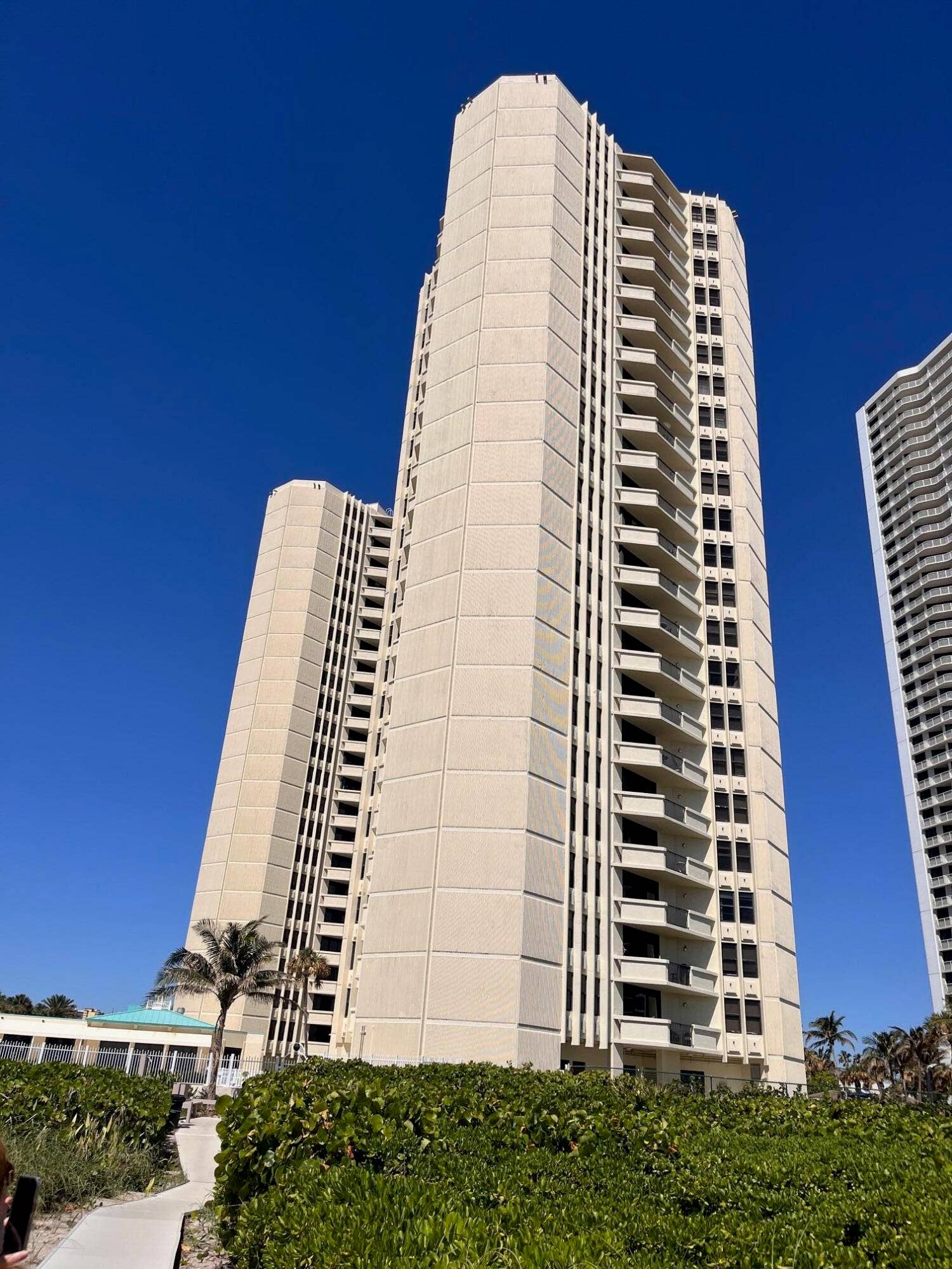 2800 N Ocean Drive, #A12b, Singer Island, FL 33404 IMG_2982