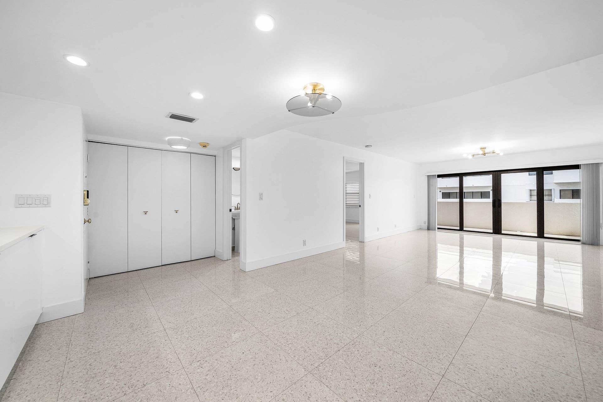 330 SE 20th Avenue, #408, Deerfield Beach, Deerfield Beach, FL 33441 005-330Southeast20thAvenue-408-Deerfield
