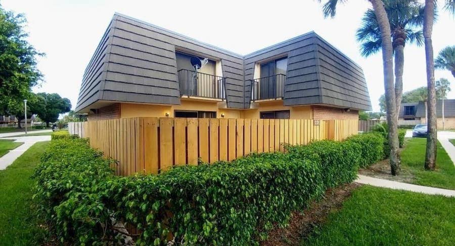 Property photo for 221 2nd Way, West Palm Beach, FL