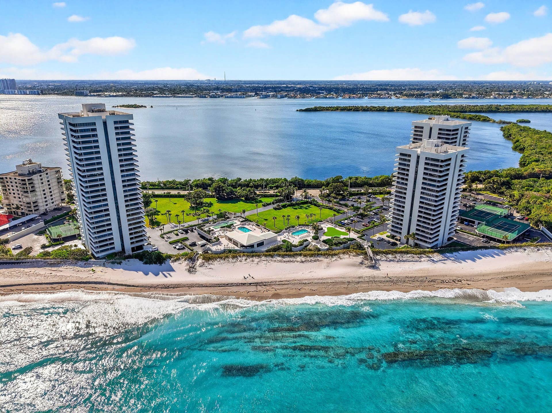 5540 N Ocean Drive, #1c, Singer Island, FL 33404 2-web-or-mls-DJI_20260129144732_0899_D (