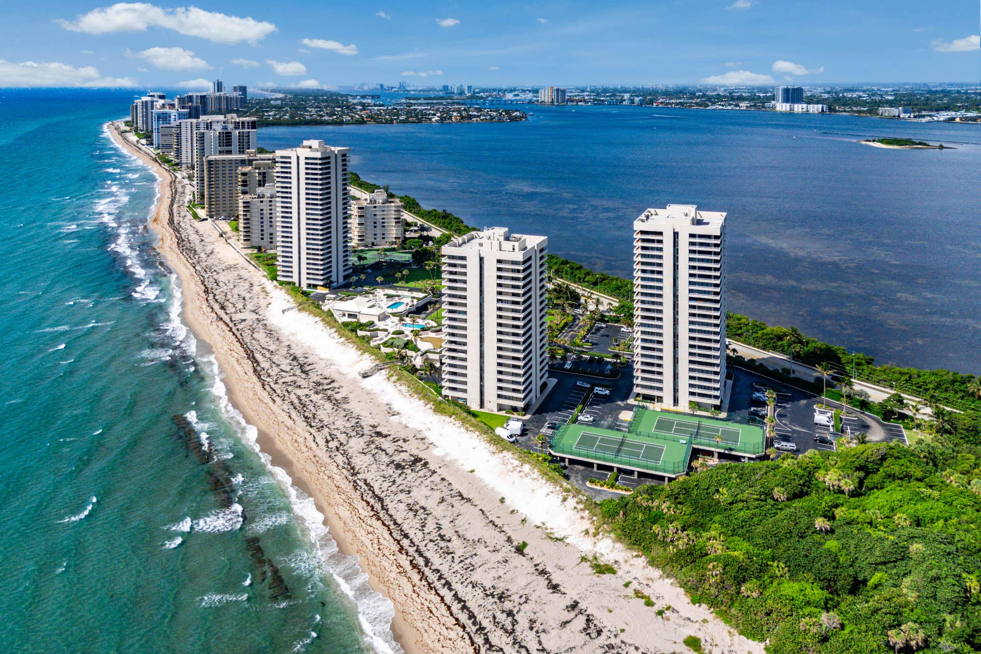 5540 N Ocean Drive, #1c, Singer Island, FL 33404 053-5540NorthOceanDrive-1C-RivieraBeach-