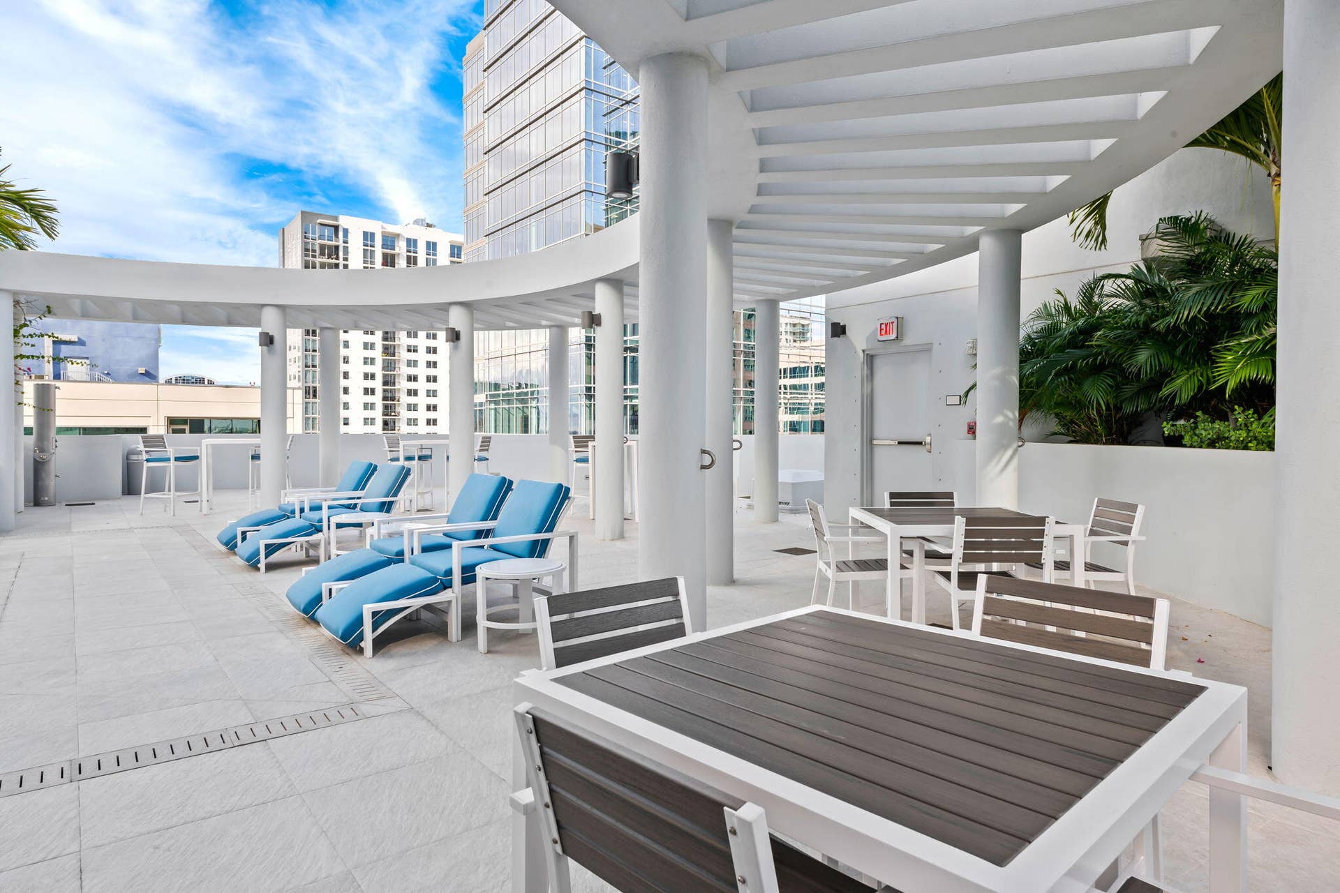 100 E Las Olas Boulevard, #3804, Fort Lauderdale, FL 33301 Curved pergola structure over a tiled outdoor patio