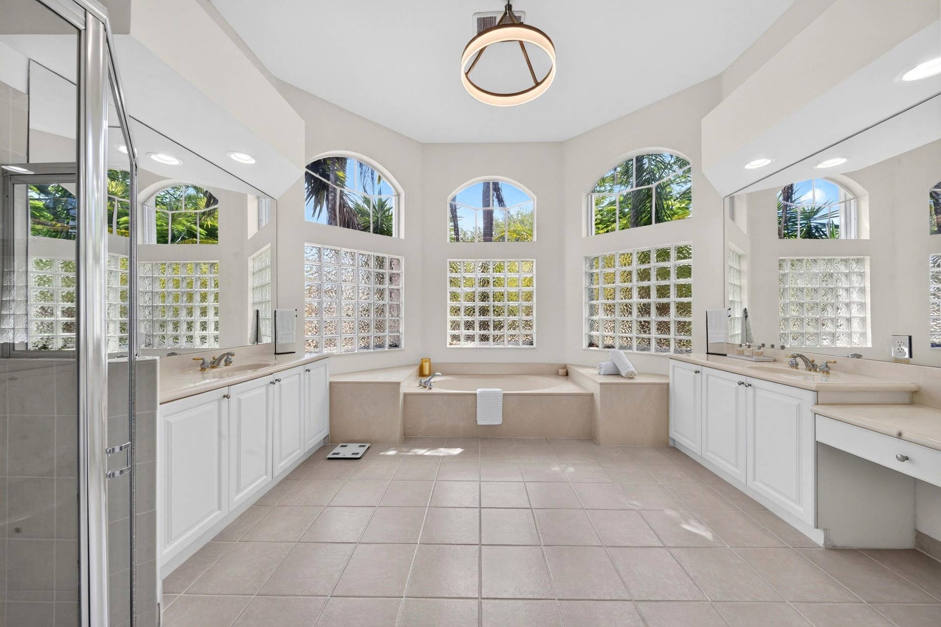 6529 NW 103rd Terrace, Parkland, FL 33076 034-008-Primary Bath-4000x2664