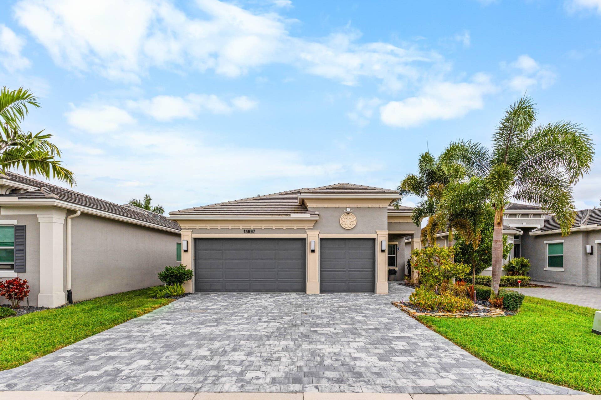 001-13697WhistlerMountainRoad-DelrayBeac