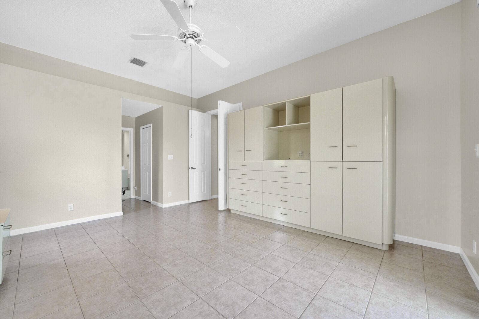 Large Bedrooms