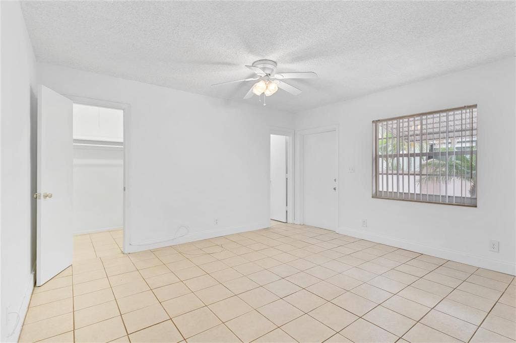 242 Neptune Avenue, Lauderdale By The Sea, FL 33308 242No13