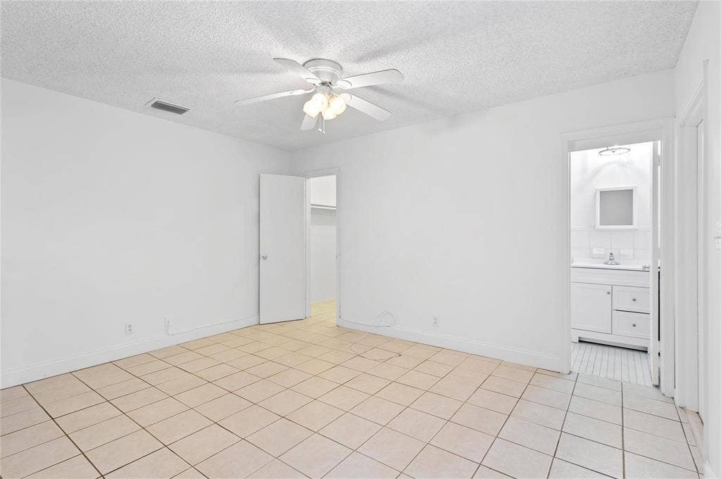 242 Neptune Avenue, Lauderdale By The Sea, FL 33308 242No12