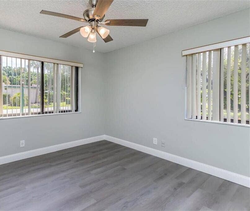 454 Lakeview Drive, #1, Weston, FL 33326 GetMedia7