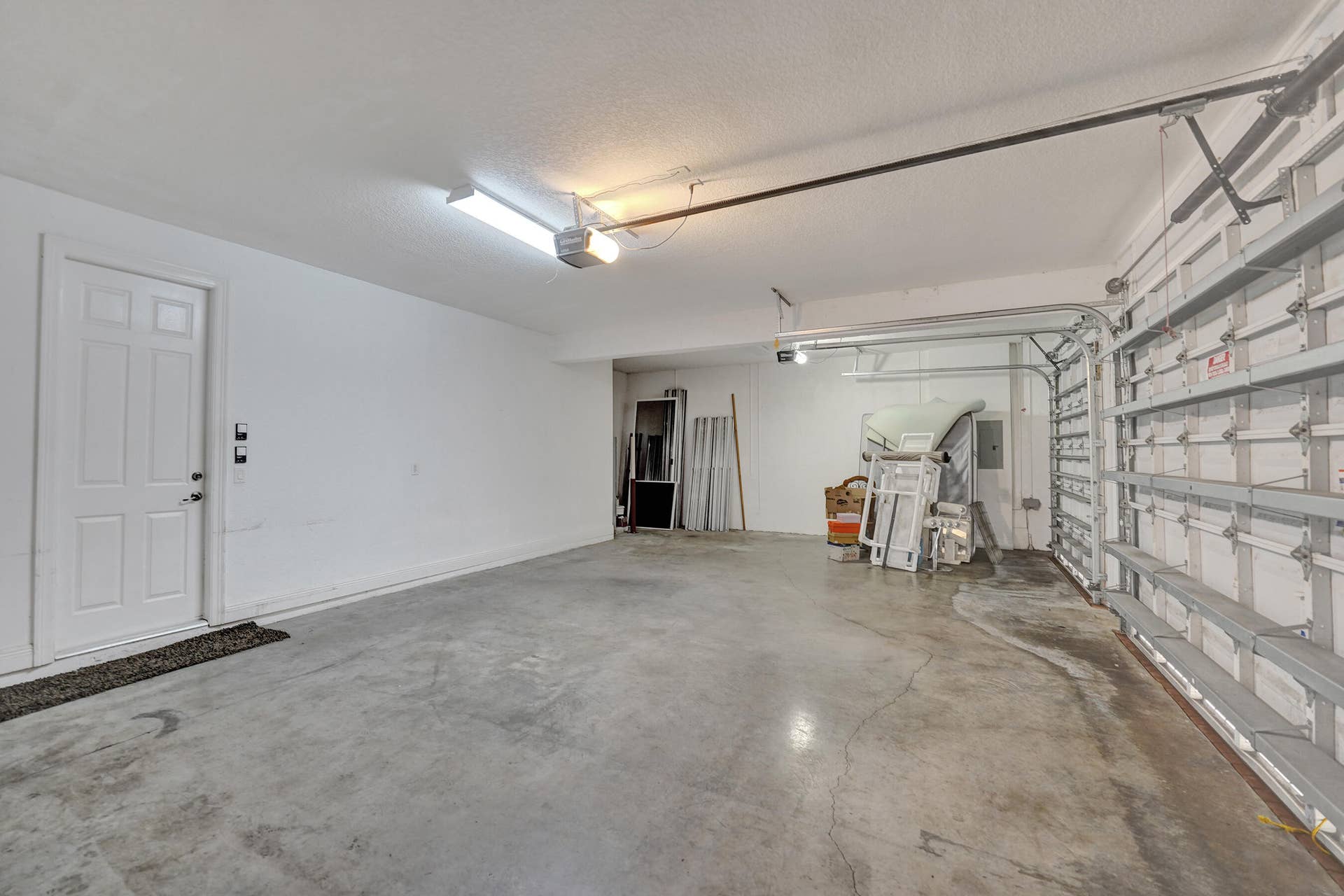 3 car garage