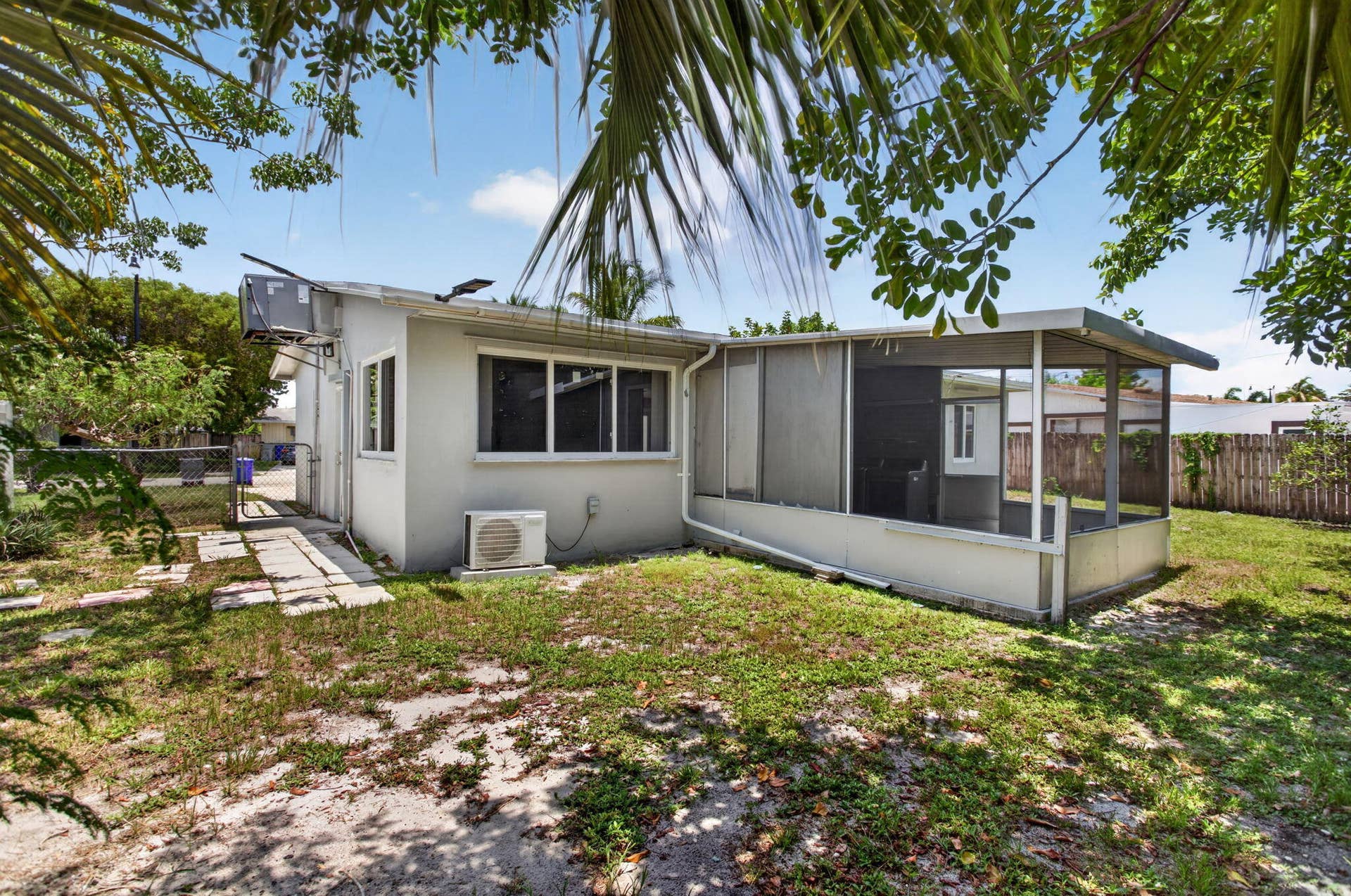 2811 NE 9th Terrace, Pompano Beach, FL 33064 6-web-or-mls-2811-6876